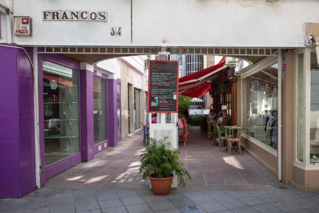 Luminosity Square Studio. Francos 14 Sevilla